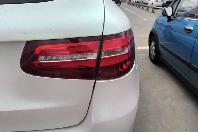 Used Mercedes-Benz GLC 2019 Facelift GLC 260 L 4MATIC Luxury Model Right Rear Taillight