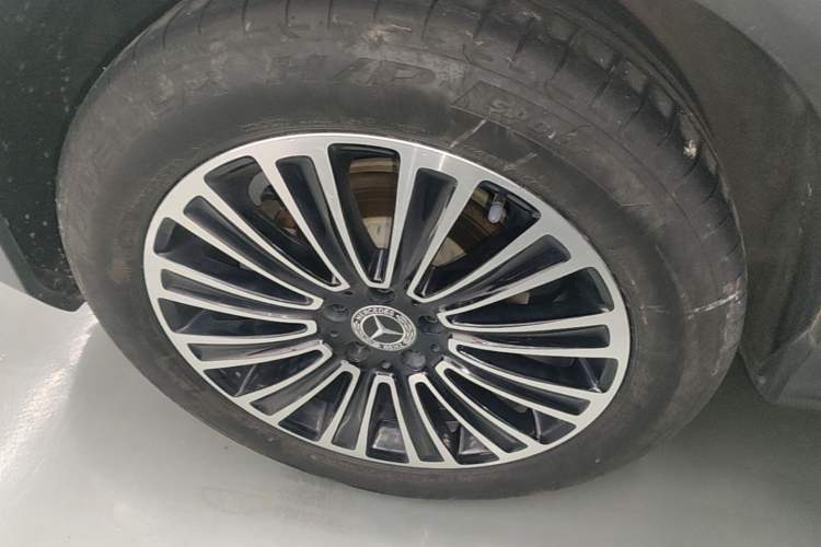 Used Mercedes-Benz GLC 2019 GLC 260 L 4MATIC Dynamic Model Right Rear Wheel Hub