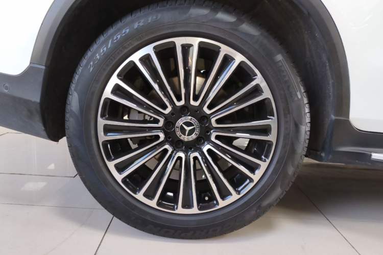 Used Mercedes-Benz GLC 2019 GLC 200 L 4MATIC Right Rear Wheel Hub
