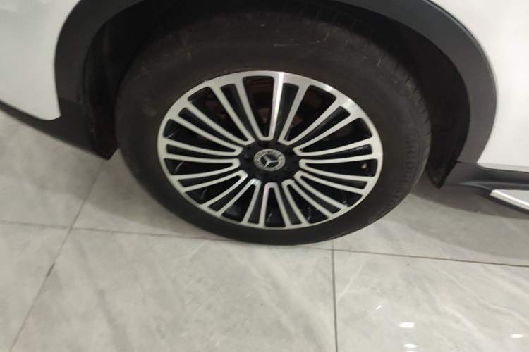 Used Mercedes-Benz GLC 2019 GLC 260 L 4MATIC Dynamic Model Right Rear Wheel Hub