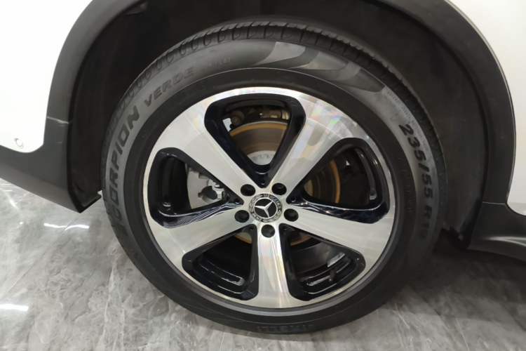 Used Mercedes-Benz GLC 2019 Facelift GLC 260 L 4MATIC Luxury Model Right Rear Wheel Hub