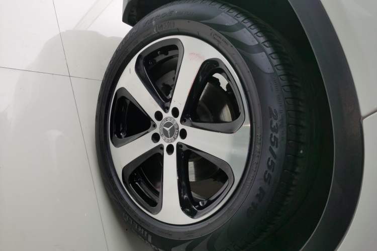 Used Mercedes-Benz GLC 2019 Facelift GLC 260 L 4MATIC Luxury Model Right Rear Wheel Hub