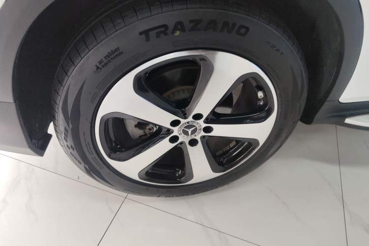 Used Mercedes-Benz GLC 2019 Facelift GLC 260 L 4MATIC Luxury Model Right Rear Wheel Hub