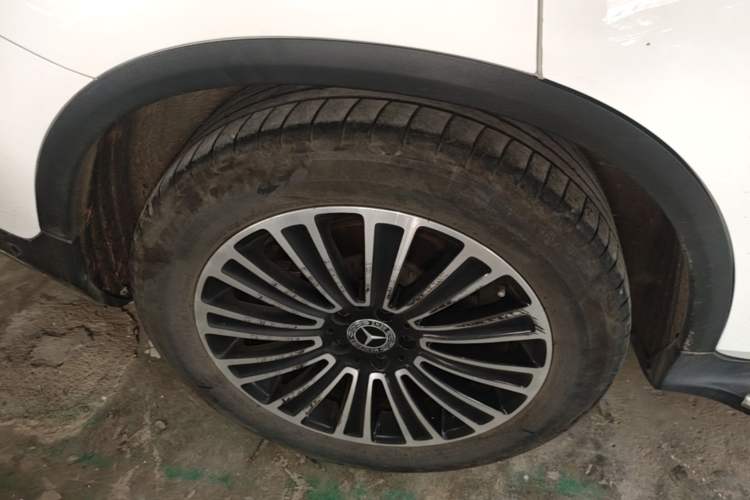 Used Mercedes-Benz GLC 2019 GLC 200 L 4MATIC Right Rear Wheel Hub