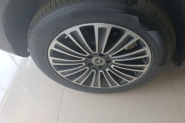 Used Mercedes-Benz GLC 2019 GLC 200 L 4MATIC Right Rear Wheel Hub
