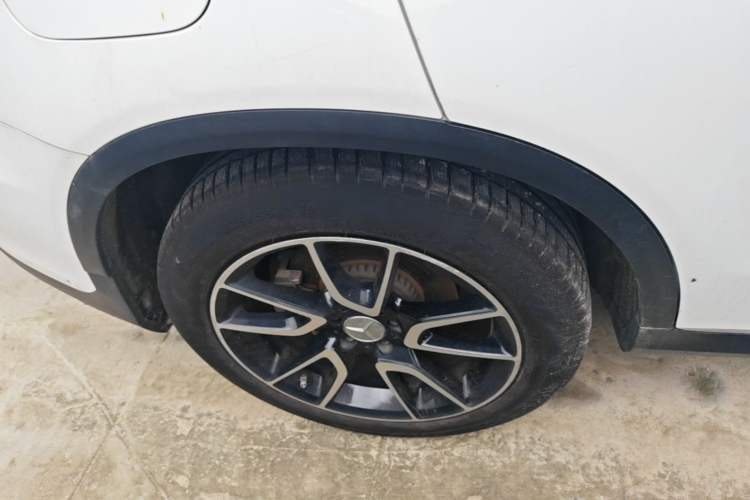 Used Mercedes-Benz GLC 2019 GLC 260 L 4MATIC Dynamic Model Right Rear Wheel Hub