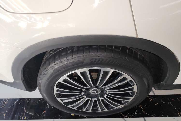 Used Mercedes-Benz GLC 2019 GLC 200 4MATIC Right Rear Wheel Hub
