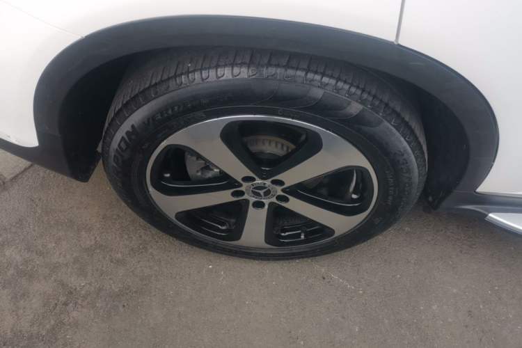Used Mercedes-Benz GLC 2019 Facelift GLC 260 L 4MATIC Luxury Model Right Rear Wheel Hub