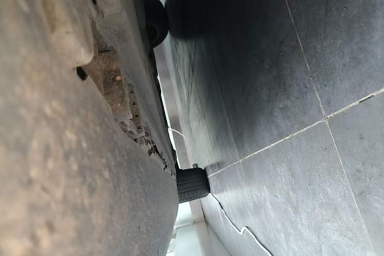 Used Mercedes-Benz GLC 2019 GLC 260 L 4MATIC Dynamic Model Right Side Sill