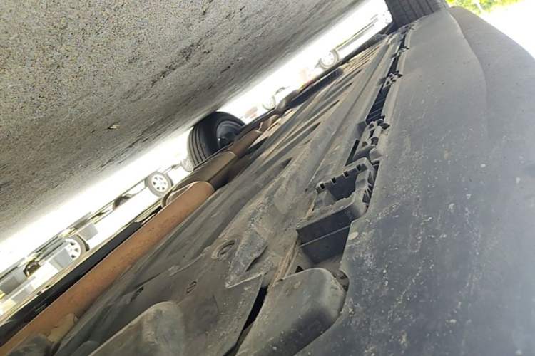 Used Mercedes-Benz GLC 2019 GLC 260 L 4MATIC Dynamic Model Right Side Sill