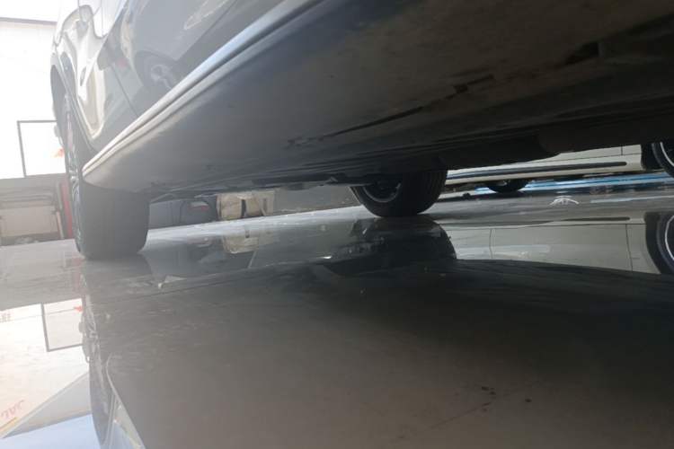 Used Mercedes-Benz GLC 2019 GLC 200 L 4MATIC Right Side Sill