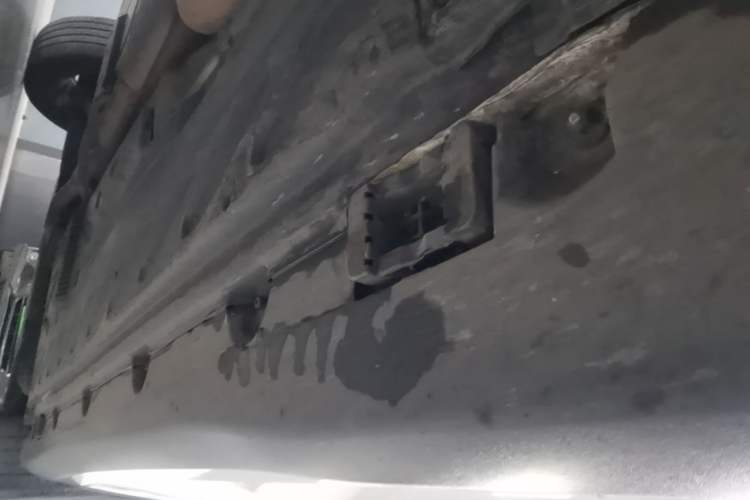 Used Mercedes-Benz GLC 2019 GLC 200 L 4MATIC Right Side Sill