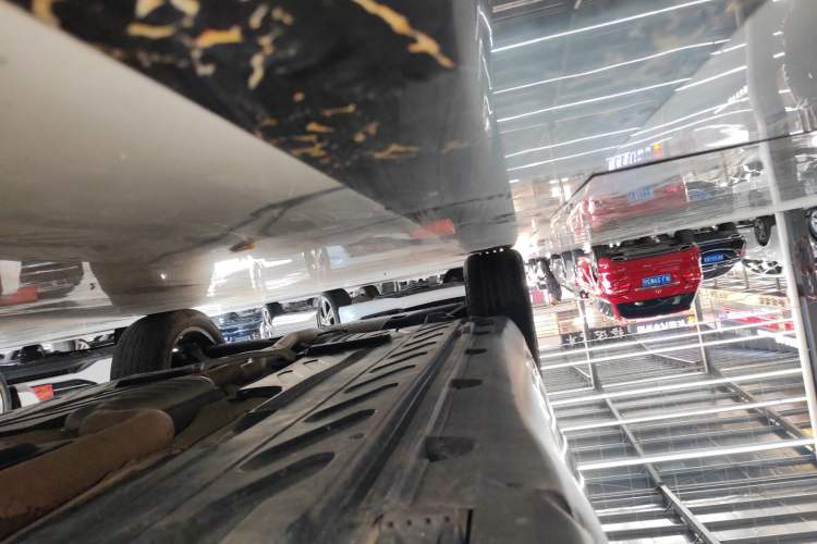 Used Mercedes-Benz GLC 2019 GLC 200 4MATIC Right Side Sill