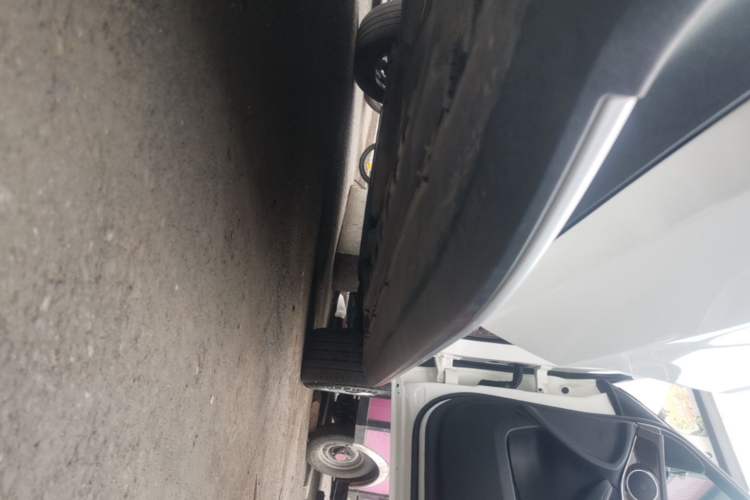 Used Mercedes-Benz GLC 2019 Facelift GLC 260 L 4MATIC Luxury Model Right Side Sill