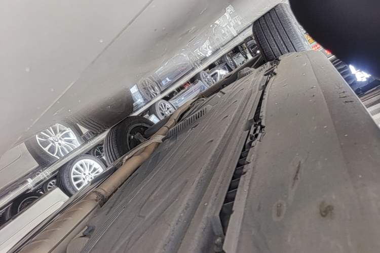 Used Mercedes-Benz GLC 2019 GLC 200 L 4MATIC Right Side Sill