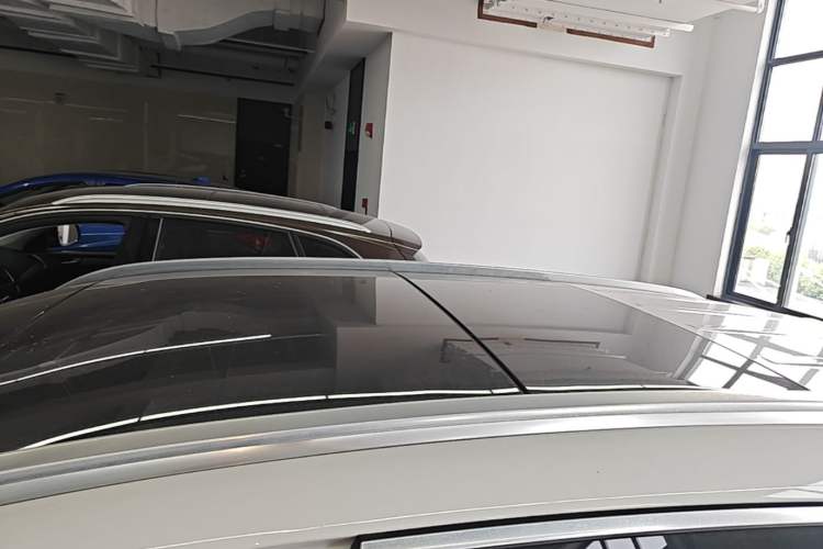 Used Mercedes-Benz GLC 2019 GLC 260 L 4MATIC Dynamic Model Roof