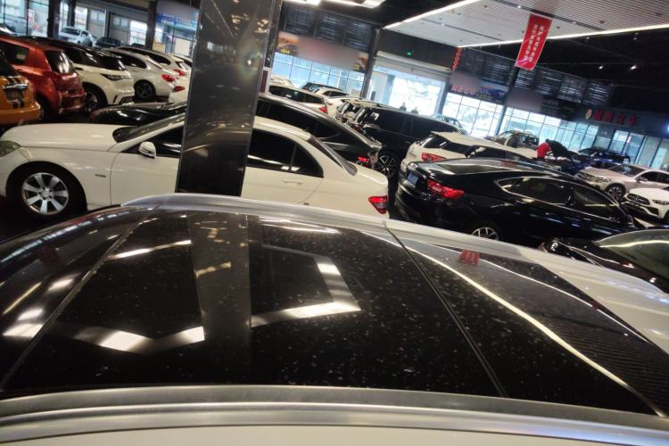 Used Mercedes-Benz GLC 2019 GLC 300 L 4MATIC Dynamic Model Roof