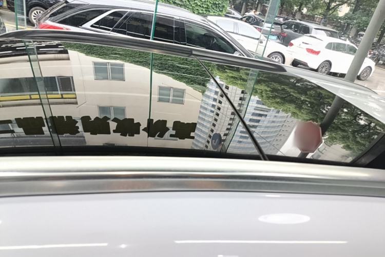 Used Mercedes-Benz GLC 2019 GLC 260 L 4MATIC Dynamic Model Roof