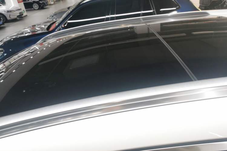 Used Mercedes-Benz GLC 2019 GLC 260 4MATIC Luxury Model Roof