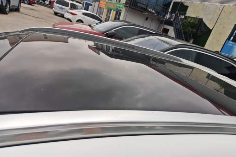 Used Mercedes-Benz GLC 2019 GLC 260 L 4MATIC Dynamic Model Roof