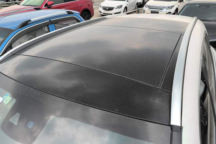Used Mercedes-Benz GLC 2019 Facelift GLC 260 L 4MATIC Luxury Model Roof