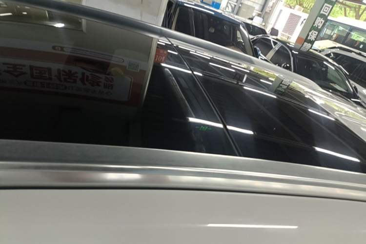 Used Mercedes-Benz GLC 2019 GLC 260 4MATIC Luxury Model Roof