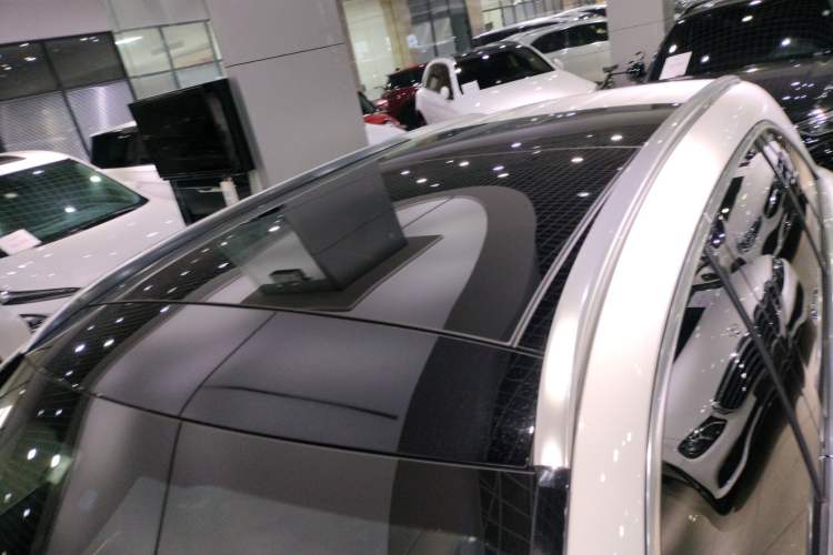 Used Mercedes-Benz GLC 2019 GLC 260 L 4MATIC Dynamic Model Roof