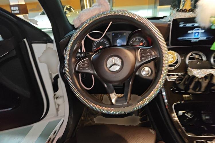 Used Mercedes-Benz GLC 2019 Facelift GLC 260 L 4MATIC Luxury Model Steering Wheel