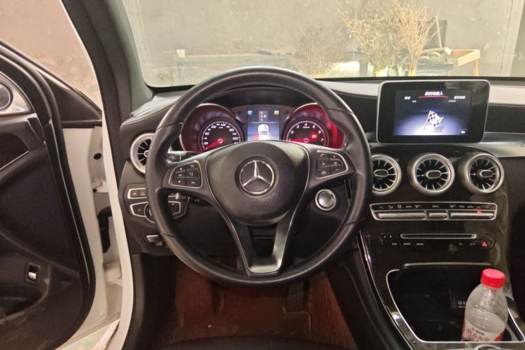 Used Mercedes-Benz GLC 2019 Facelift GLC 260 L 4MATIC Luxury Model Steering Wheel