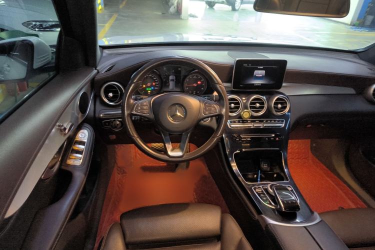 Used Mercedes-Benz GLC 2019 GLC 200 L 4MATIC Steering Wheel