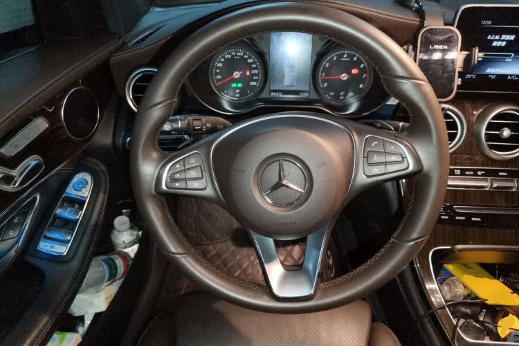 Used Mercedes-Benz GLC 2019 GLC 260 L 4MATIC Dynamic Model Steering Wheel