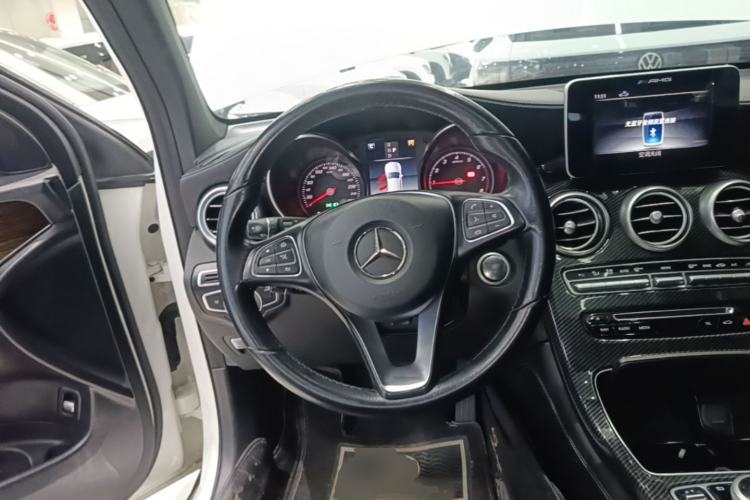 Used Mercedes-Benz GLC 2019 GLC 260 L 4MATIC Dynamic Model Steering Wheel