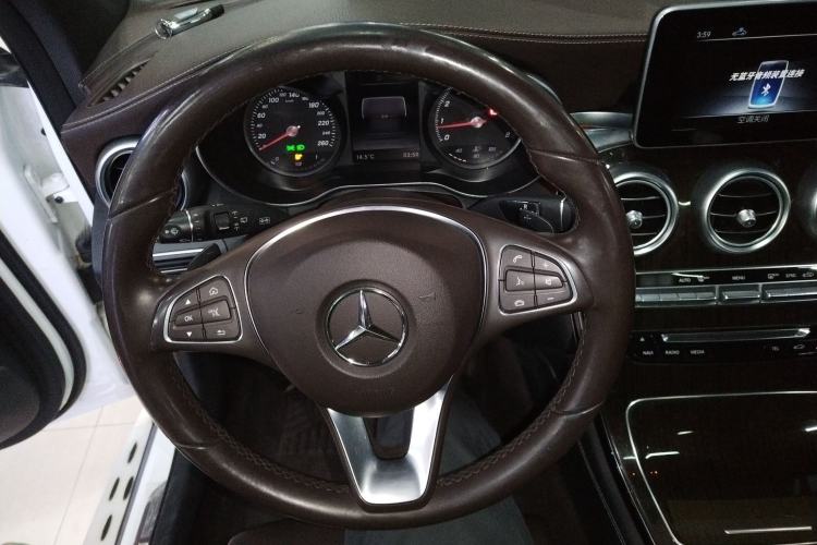 Used Mercedes-Benz GLC 2019 GLC 260 L 4MATIC Dynamic Model Steering Wheel