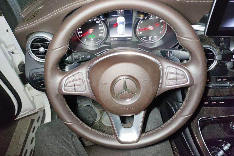 Used Mercedes-Benz GLC 2019 GLC 200 4MATIC Steering Wheel