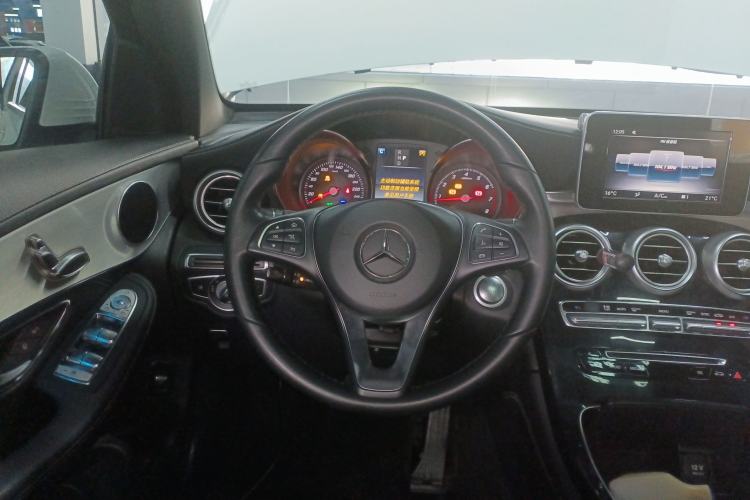 Used Mercedes-Benz GLC 2019 GLC 200 L 4MATIC Steering Wheel