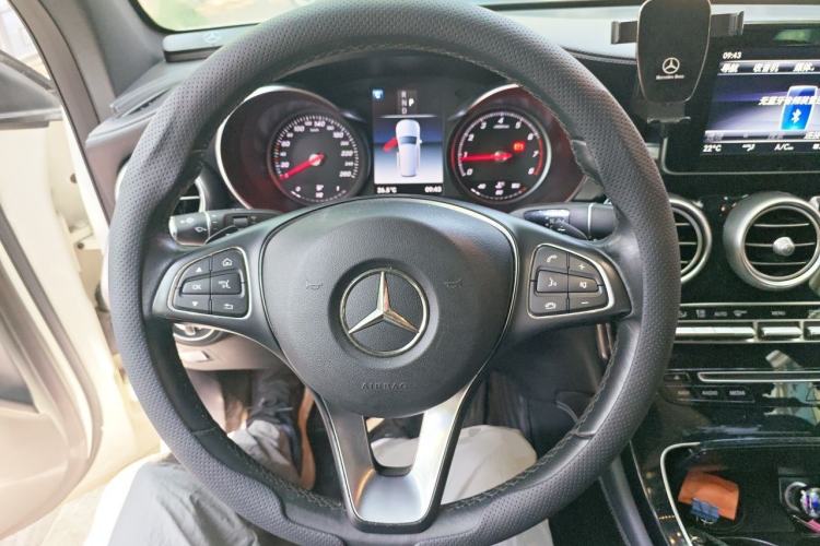 Used Mercedes-Benz GLC 2019 GLC 200 4MATIC Steering Wheel