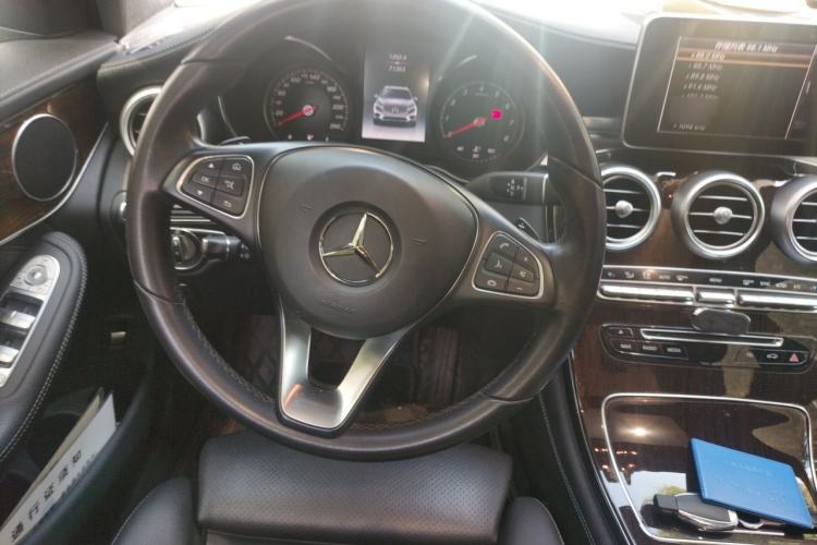 Used Mercedes-Benz GLC 2019 GLC 260 L 4MATIC Dynamic Model Steering Wheel