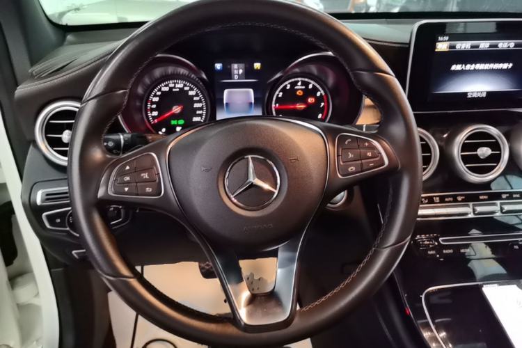 Used Mercedes-Benz GLC 2019 GLC 200 L 4MATIC Steering Wheel