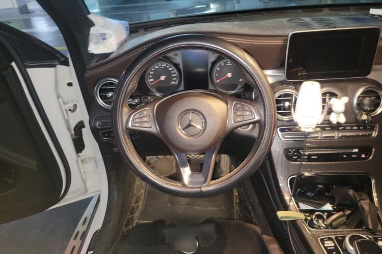 Used Mercedes-Benz GLC 2019 GLC 200 L 4MATIC Steering Wheel