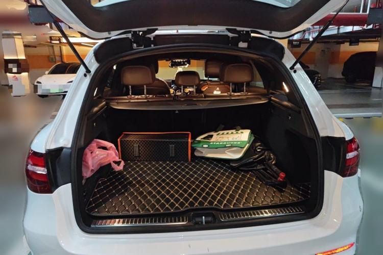 Used Mercedes-Benz GLC 2019 Facelift GLC 260 L 4MATIC Luxury Model Trunk