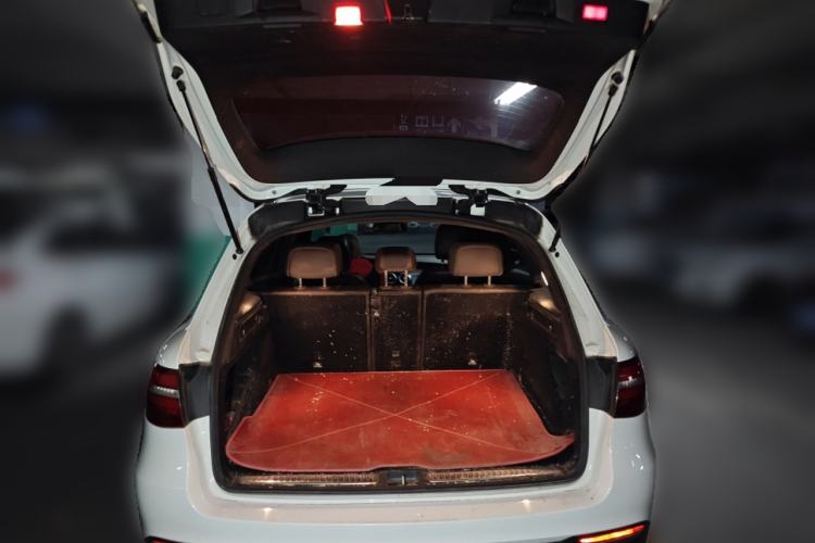 Used Mercedes-Benz GLC 2019 GLC 200 L 4MATIC Trunk