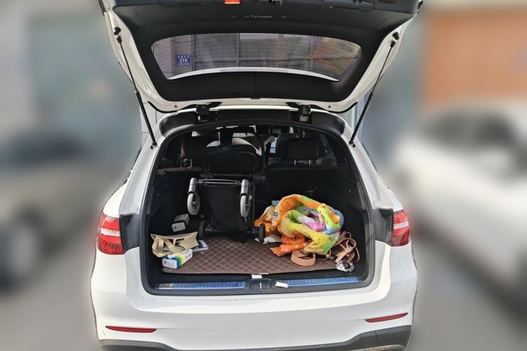 Used Mercedes-Benz GLC 2019 GLC 260 4MATIC Dynamic Edition Trunk