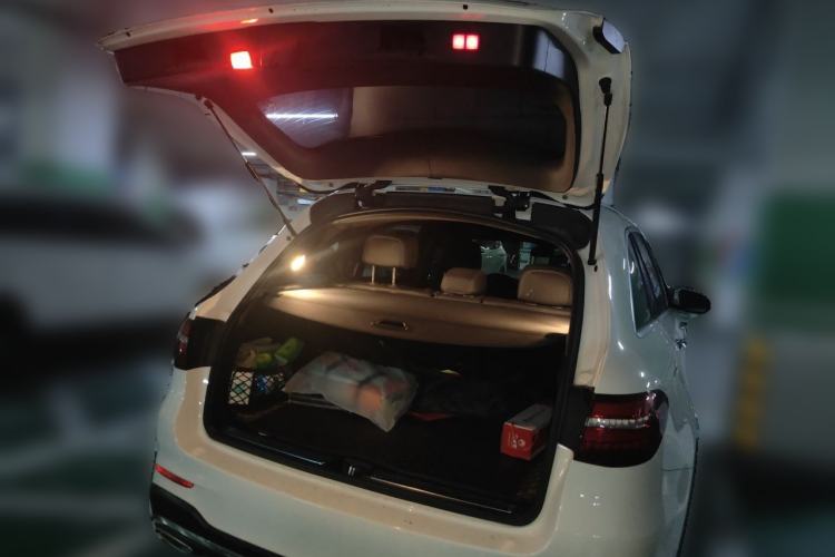 Used Mercedes-Benz GLC 2019 GLC 300 L 4MATIC Dynamic Model Trunk
