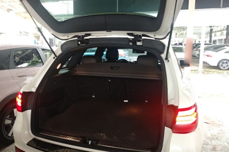 Used Mercedes-Benz GLC 2019 GLC 200 L 4MATIC Trunk