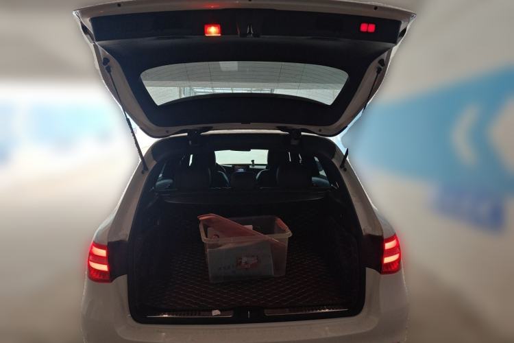 Used Mercedes-Benz GLC 2019 GLC 260 L 4MATIC Dynamic Model Trunk