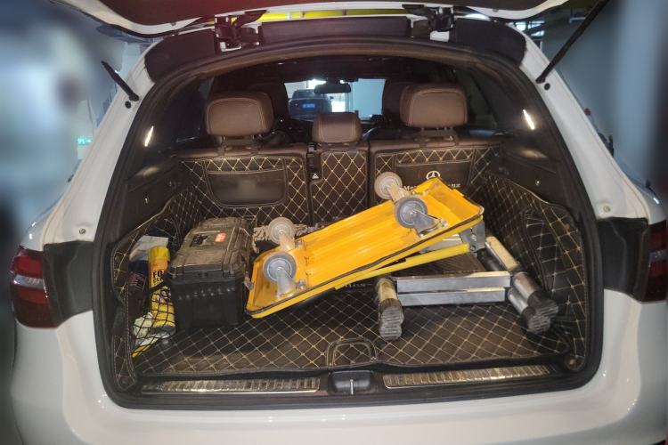 Used Mercedes-Benz GLC 2019 GLC 200 L 4MATIC Trunk