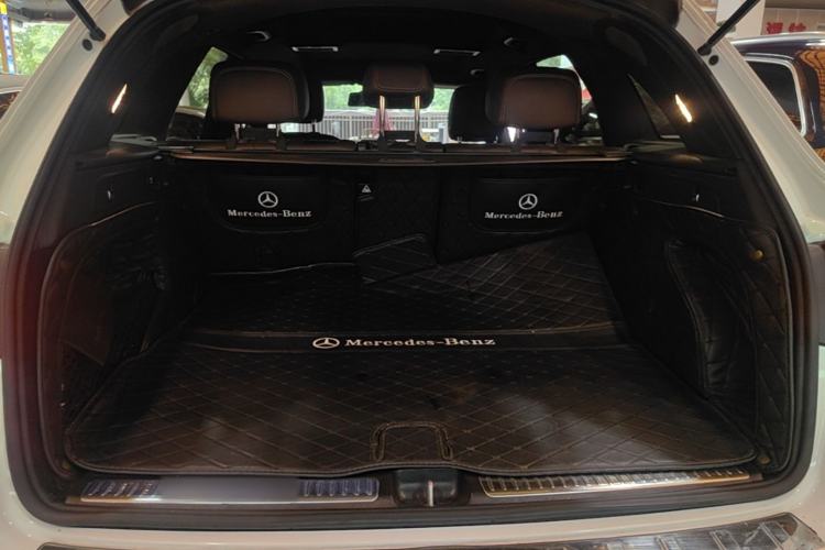 Used Mercedes-Benz GLC 2019 GLC 200 L 4MATIC Trunk