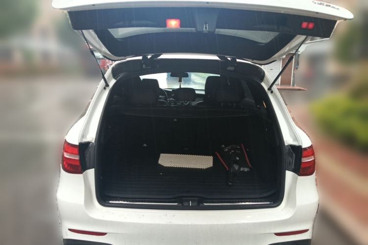Used Mercedes-Benz GLC 2019 GLC 260 L 4MATIC Dynamic Model Trunk