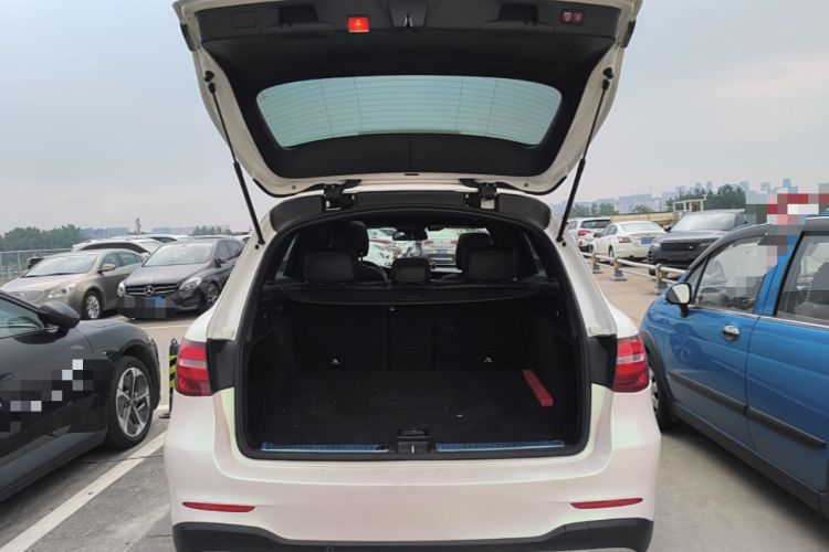 Used Mercedes-Benz GLC 2019 Facelift GLC 260 L 4MATIC Luxury Model Trunk