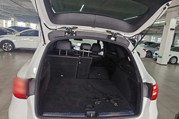 Used Mercedes-Benz GLC 2019 GLC 260 L 4MATIC Dynamic Model Trunk